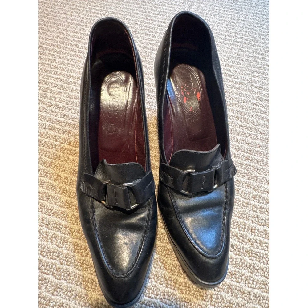 Tod's Black Leather Heeled Loafers Pumps Block Heel Tonal Hardware